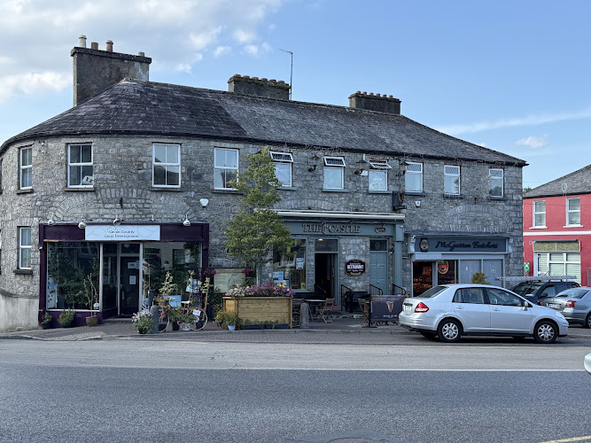 The Castle Sports & Gastro Bar Belturbet