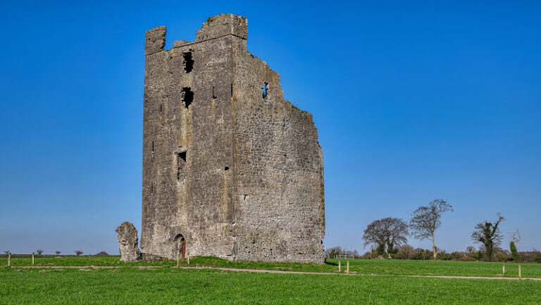 Tinnakill Castle
