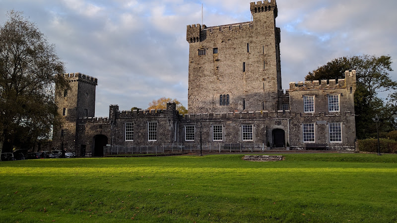 Knappogue Castle