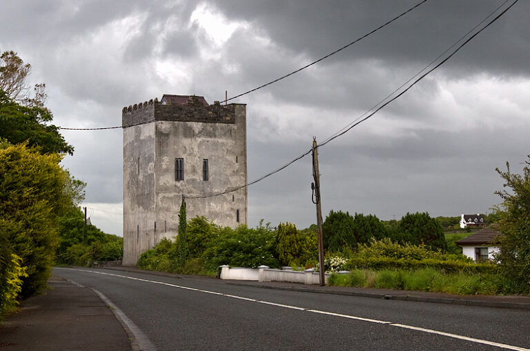 Ballindooley Castle