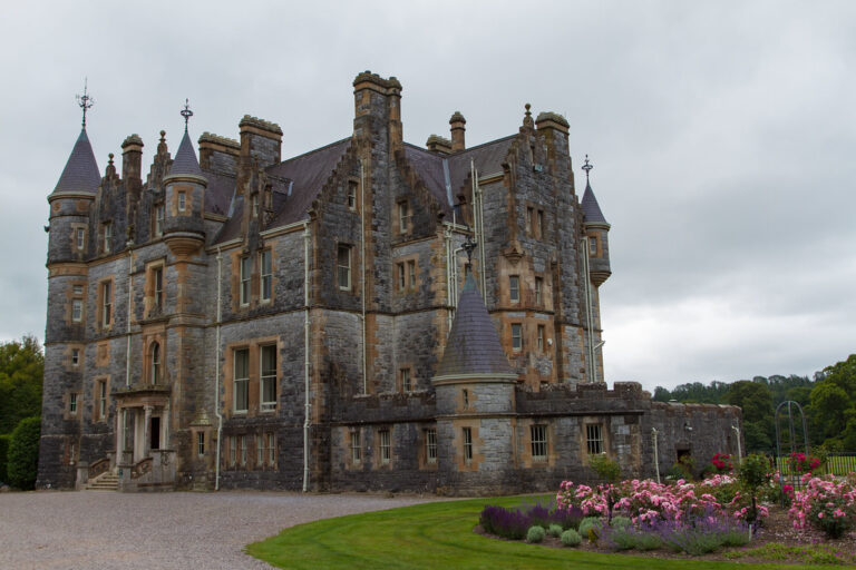 Blarney Castle House (Teach Caisleán na Blarnan)