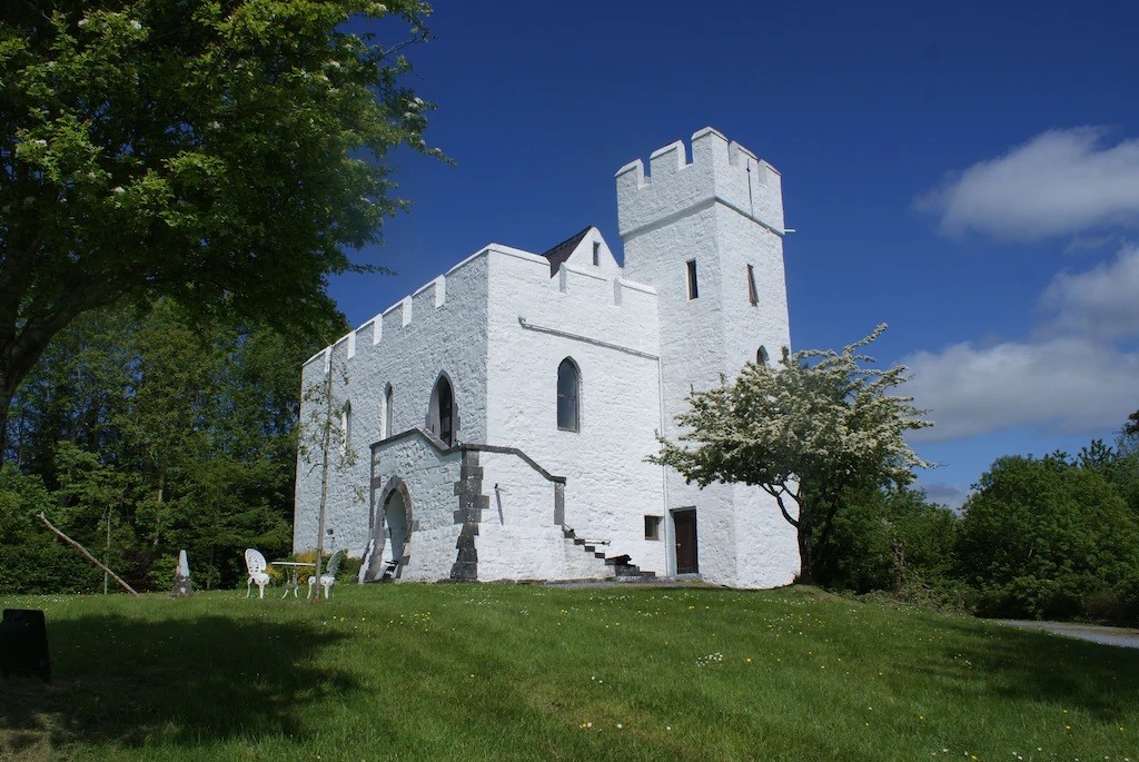 Carraigin Castle