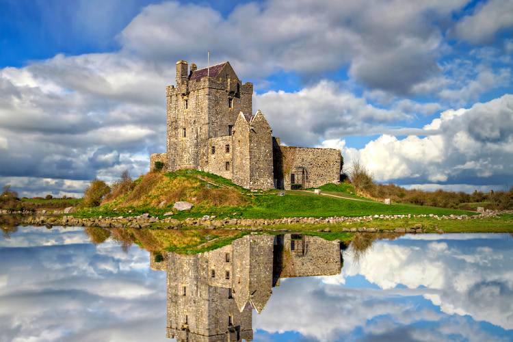 Dunguaire Castle