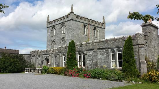 Kilcolgan Castle