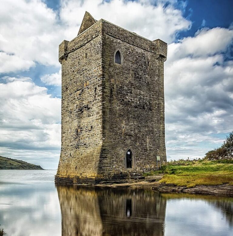 Rockfleet Castle